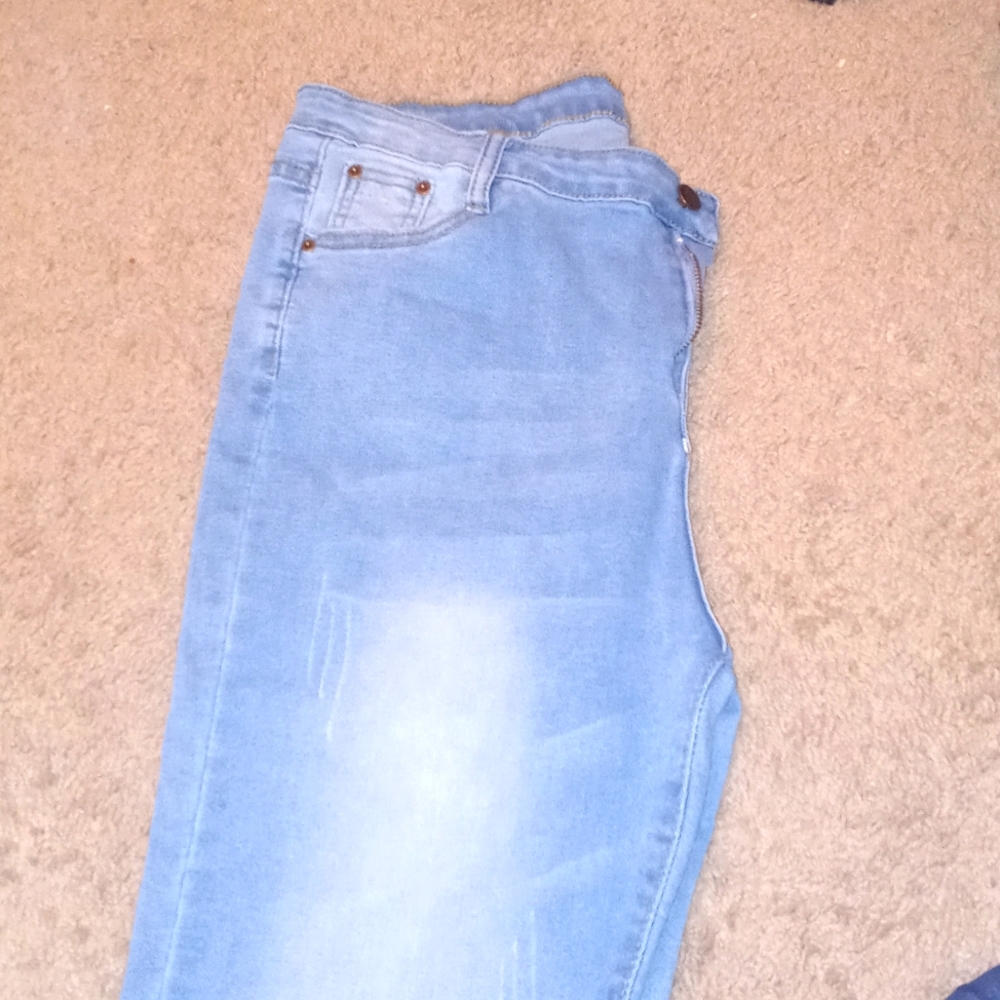 Skinny jeans